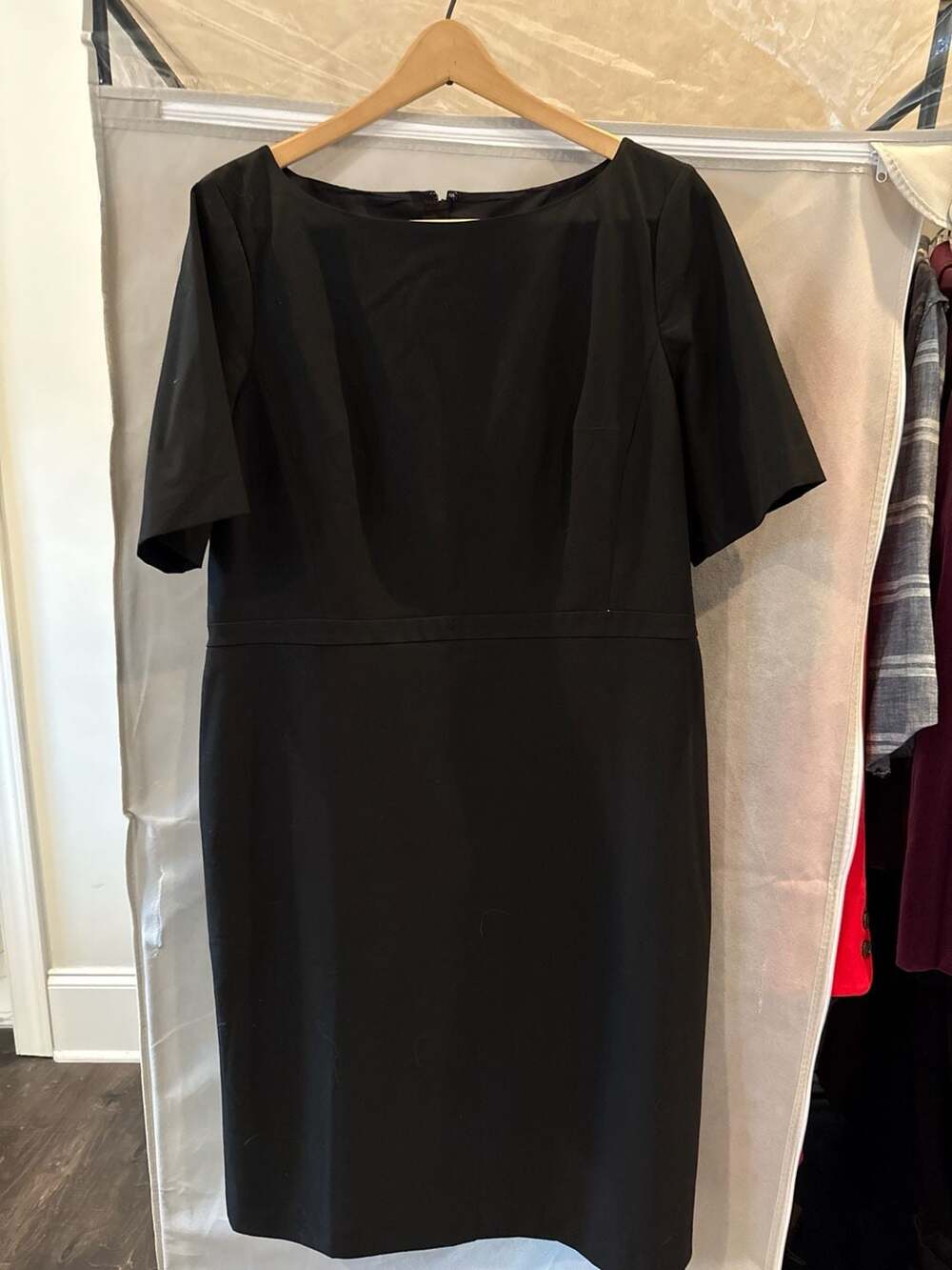 Ann Taylor Square Neck Sheath Dress in Seasonless Stretch Black Size 16